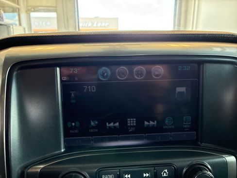 Used 2018 Chevrolet Silverado 1500 LT w/ All Star Edition AWD/4WD image 22