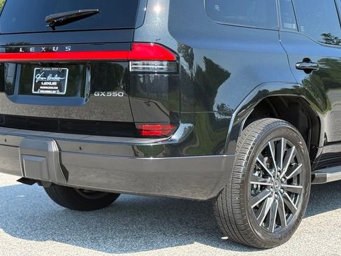 Certified 2026 Lexus GX 550 w/ Accessory Package (2T) AWD/4WD image 16