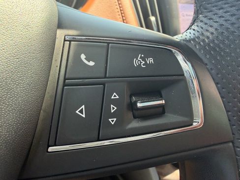 Used 2023 Maserati Levante GT AWD/4WD image 26