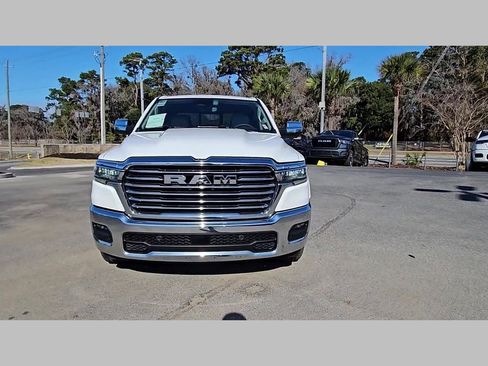 Used 2025 RAM 1500 Laramie image 39