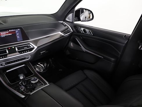 Used 2023 BMW X5 M50i w/ Executive Package image 43