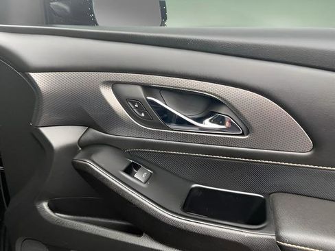 Used 2023 Chevrolet Traverse Premier w/ Redline Edition image 38