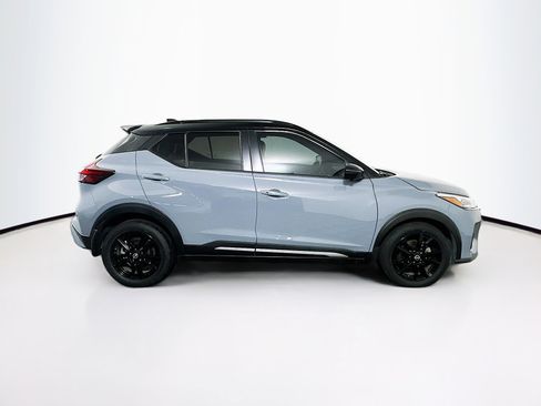 Used 2024 Nissan Kicks SR w/ SR Premium Package image 10
