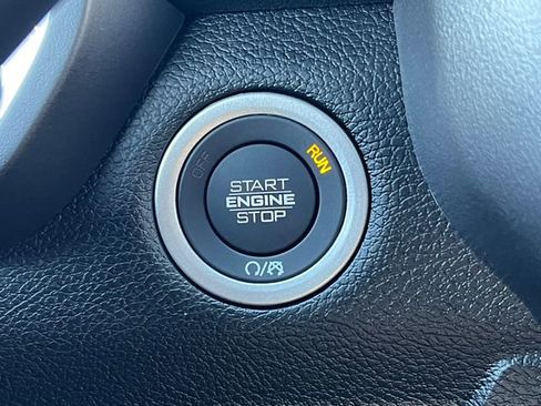 Used 2025 RAM 3500 Big Horn image 43