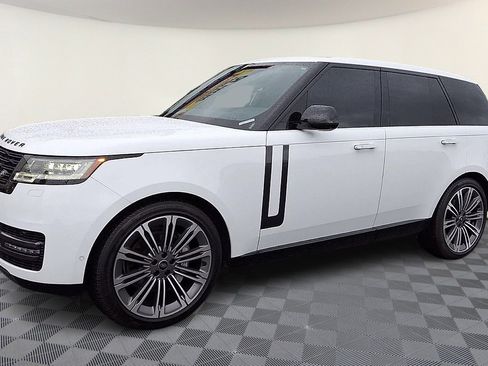 Certified 2025 Land Rover Range Rover SE AWD/4WD image 4