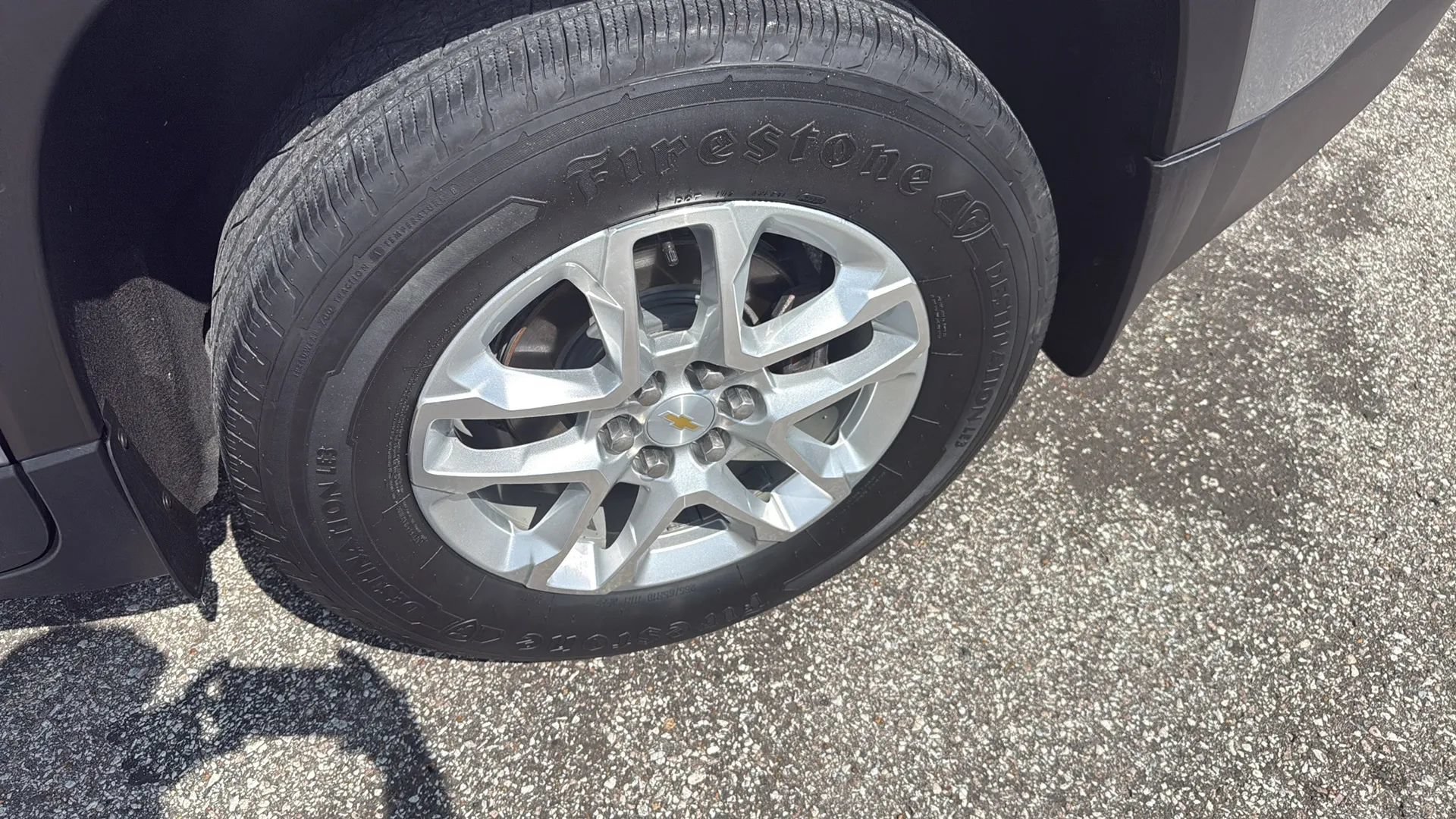 Used 2018 Chevrolet Traverse LT FWD image 12