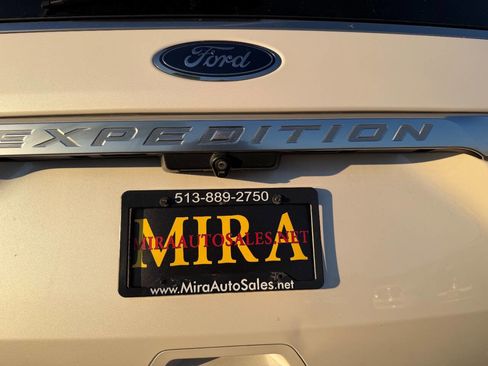 Used 2018 Ford Expedition Platinum image 43