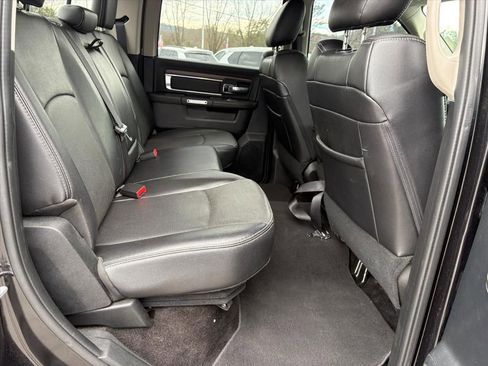 Used 2017 RAM 1500 Laramie image 17