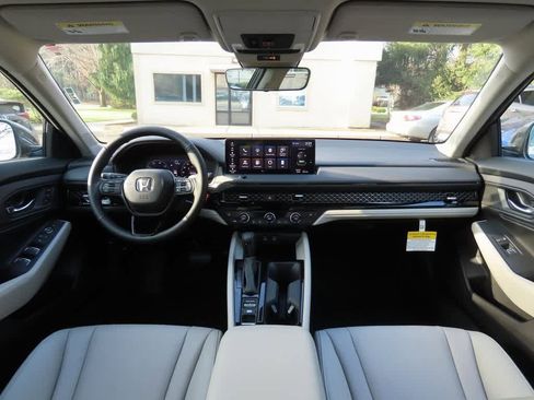 New 2025 Honda Accord EX-L image 16