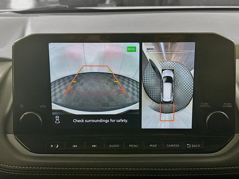 Used 2021 Nissan Rogue Platinum image 22