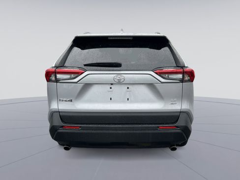 Used 2019 Toyota RAV4 LE w/ All Weather Liner Package AWD/4WD image 8