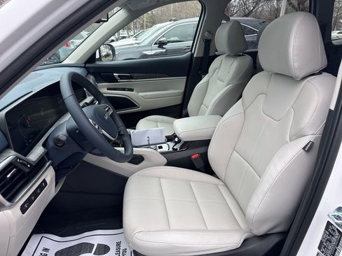 New 2025 Kia Telluride EX image 9