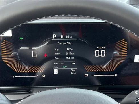 New 2026 Kia Carnival EX FWD image 29