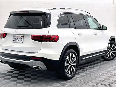 Used 2022 Mercedes-Benz GLB 250 image 11