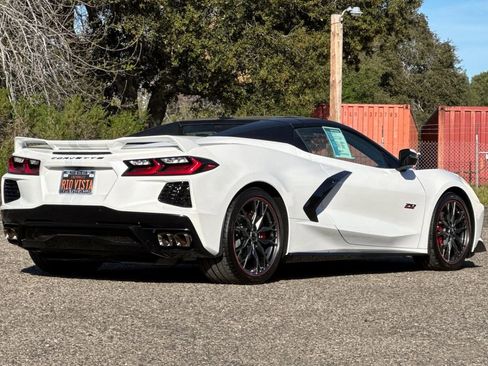 Certified 2023 Chevrolet Corvette Stingray w/ Z51 Performance Package image 4