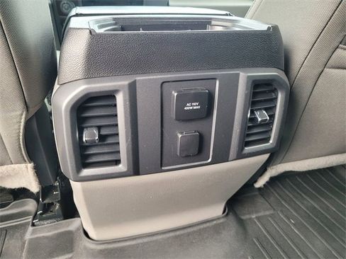 Used 2016 Ford F150 XLT w/ Equipment Group 302A Luxury image 9