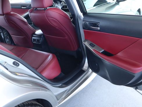 Used 2018 Lexus IS 350 F Sport image 29