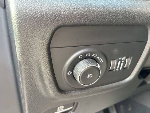 New 2026 Jeep Grand Cherokee Limited image 18