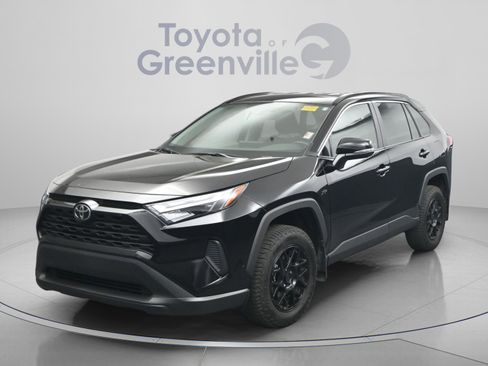 Used 2025 Toyota RAV4 XLE image 25