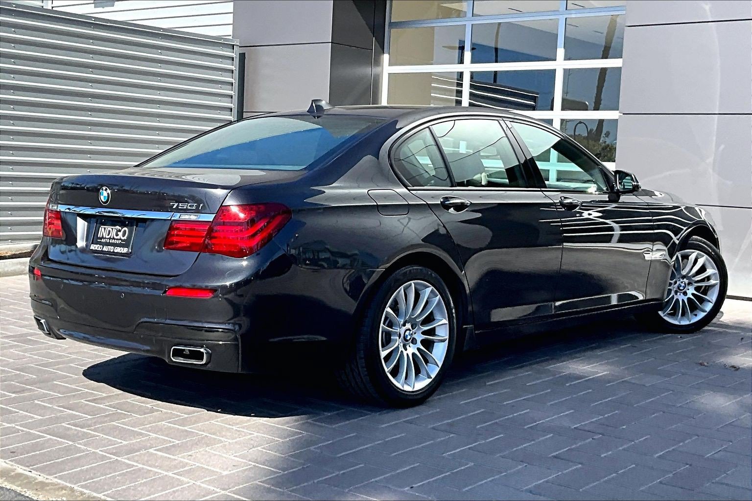 Used 2014 BMW 750i RWD image 13