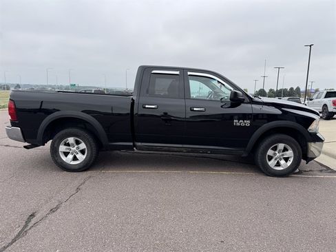 Used 2013 RAM 1500 Classic SLT w/ Premium Display Pkg AWD/4WD image 4