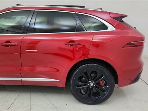 Used 2025 Jaguar F-PACE R-Dynamic S image 10