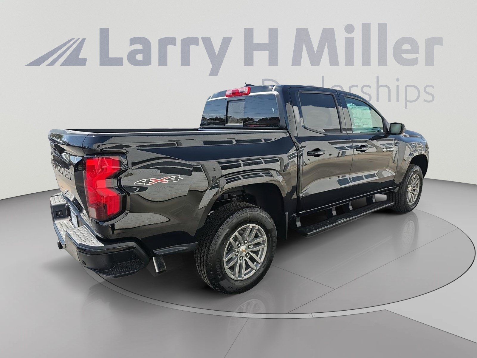 New 2026 Chevrolet Colorado LT AWD/4WD image 13