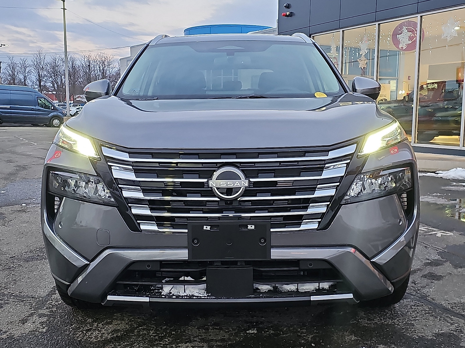 Certified 2025 Nissan Rogue SL w/ Tech Package AWD/4WD image 2