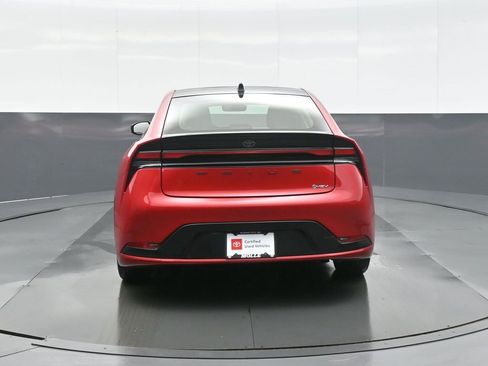 Certified 2025 Toyota Prius XLE image 6