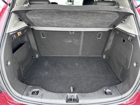 Used 2022 Chevrolet Trax LT w/ Driver Confidence Package image 12