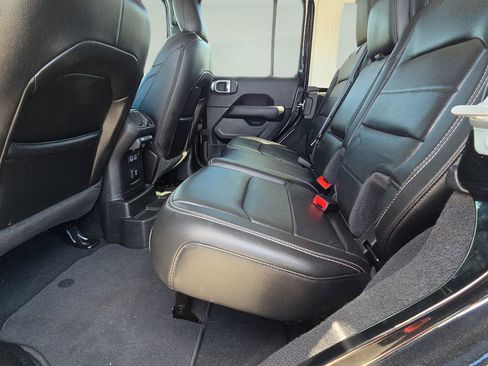 Used 2023 Jeep Wrangler Sahara w/ Cold Weather Group image 20