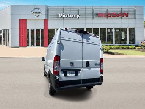 Used 2025 RAM ProMaster 2500 w/ Convenience Group FWD image 5