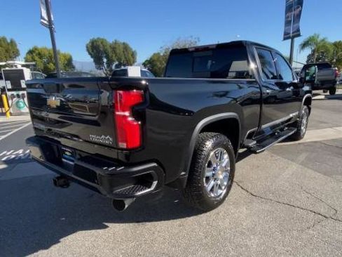 New 2026 Chevrolet Silverado 2500 High Country w/ Technology Package AWD/4WD image 8