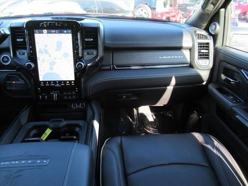 Certified 2024 RAM 2500 Limited image 16