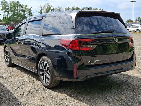 Used 2025 Honda Odyssey EX-L image 4
