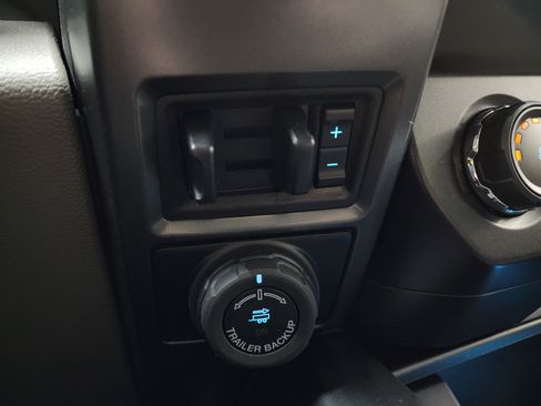 Used 2021 Ford F250 XLT w/ Tremor Off-Road Package image 45