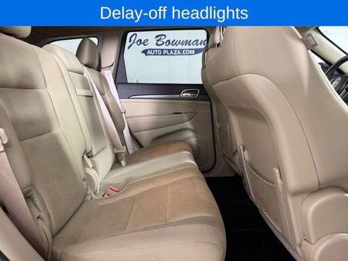 Used 2016 Jeep Grand Cherokee Laredo w/ Quick Order Package 23E AWD/4WD image 20