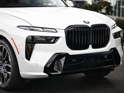 New 2026 BMW X7 xDrive40i w/ M Sport Package