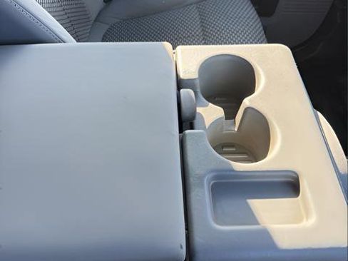 Used 2012 Ford F550 4x4 Regular Cab Super Duty w/ Payload Upgrade Pkg image 15