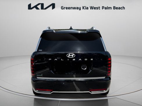 Used 2026 Hyundai Palisade Calligraphy FWD image 6