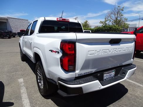 Used 2026 Chevrolet Colorado LT w/ LT Convenience Package AWD/4WD image 2