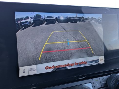 Used 2024 Toyota Grand Highlander XLE FWD image 29