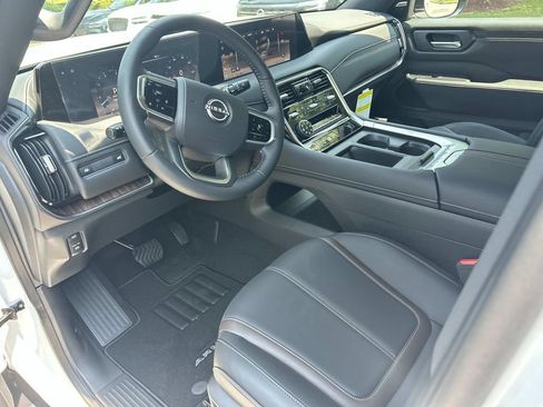 New 2026 Nissan Armada SL w/ Captain's Chari Seat Package AWD/4WD image 15