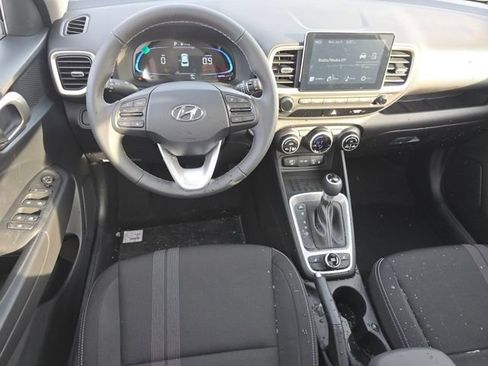 New 2026 Hyundai Venue SEL image 3