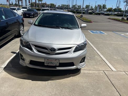Used 2012 Toyota Corolla S FWD image 2