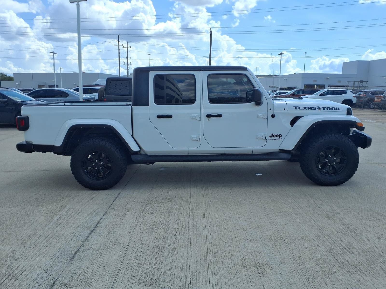 Used 2021 Jeep Gladiator Sport AWD/4WD image 28