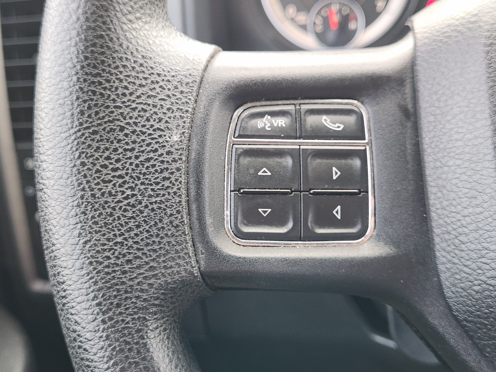 Used 2015 RAM 1500 Express w/ Popular Equipment Group RWD image 29