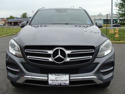 Used 2019 Mercedes-Benz GLE 400 4MATIC image 2