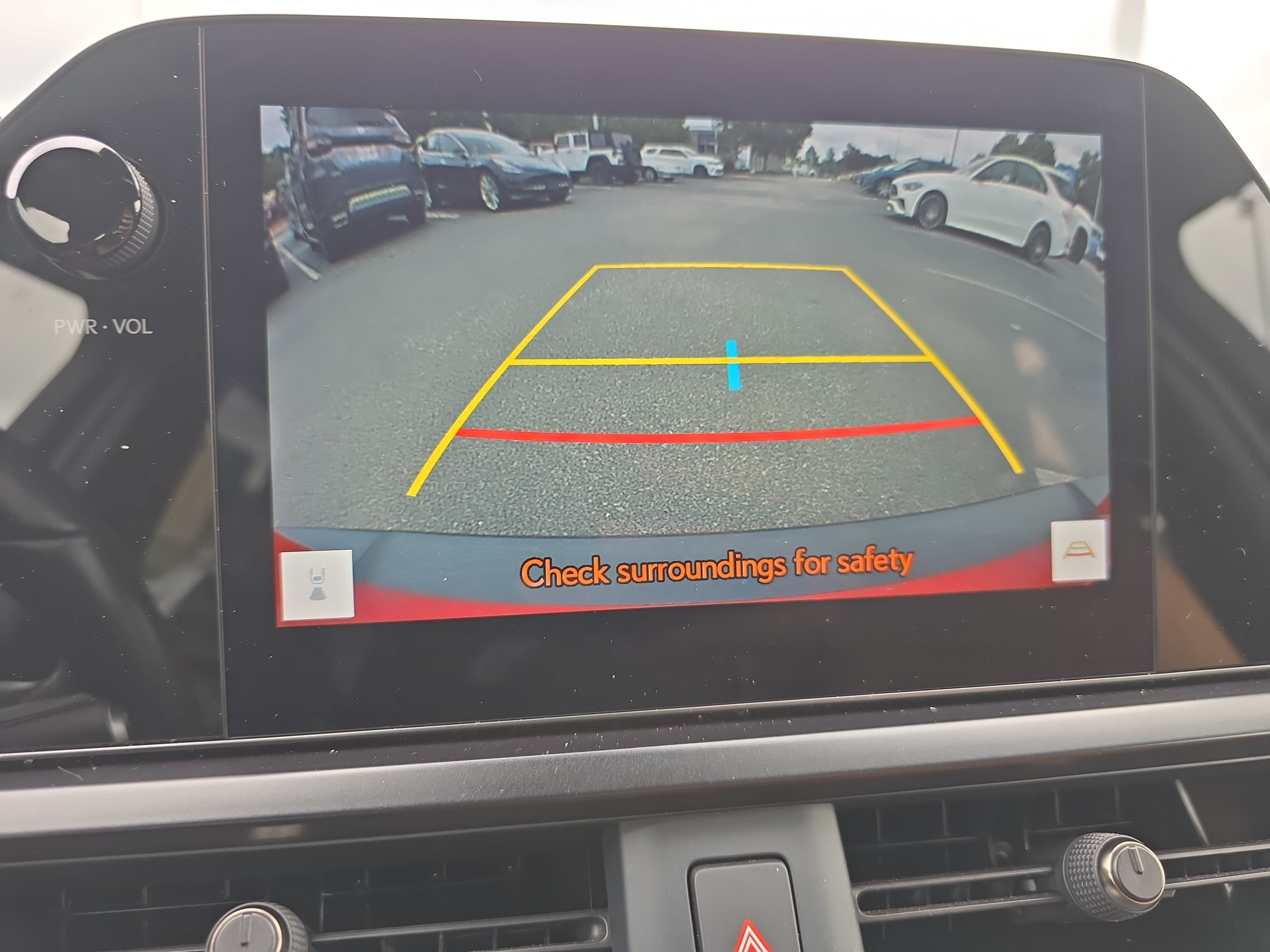 Used 2023 Lexus UX 250h FWD w/ Accessory Package (Z2) image 22