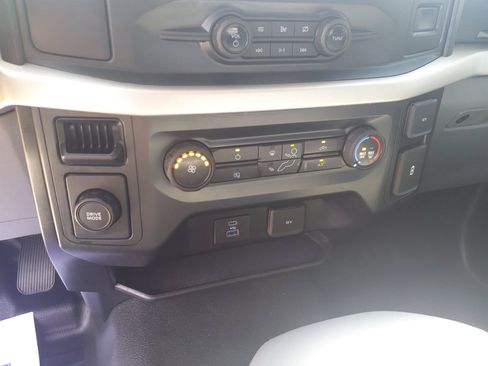 Used 2021 Ford F150 XL w/ Equipment Group 101A High RWD image 19